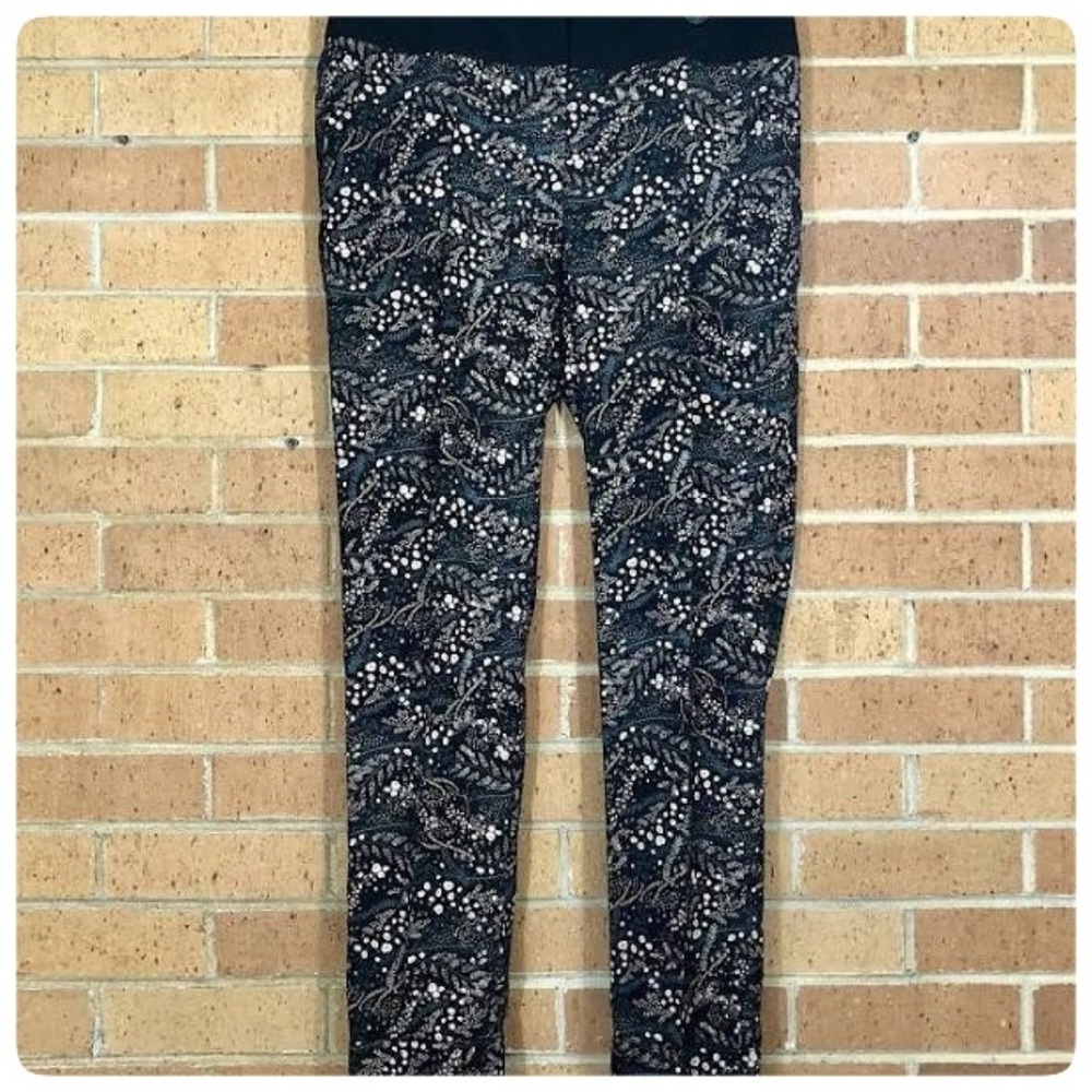 Loft Black Floral Jogger Ankle Pant